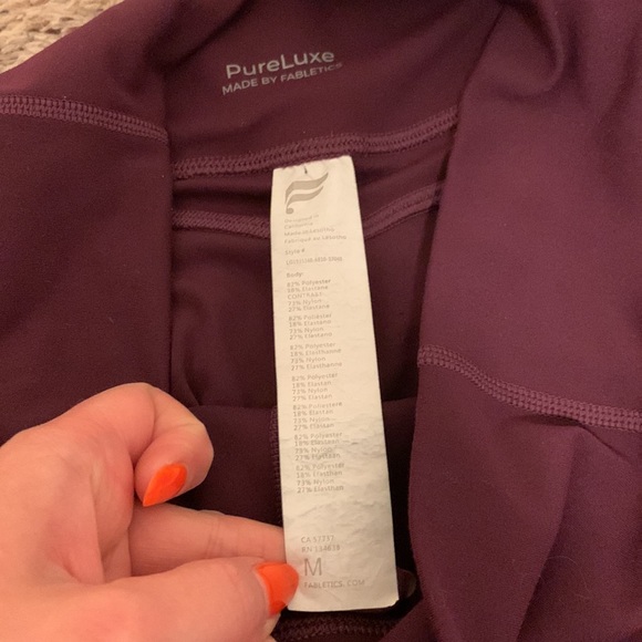 Fabletics medium pure luxe pants - Picture 2 of 3
